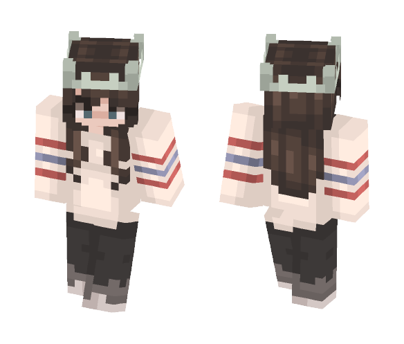 crowns are very relatable - Female Minecraft Skins - image 1