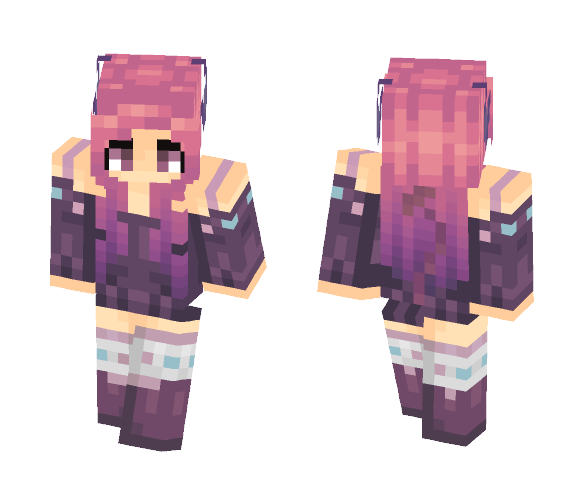 Queen Of The Castle (ST) - Female Minecraft Skins - image 1
